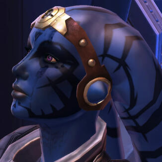 A blue female Twi'lek